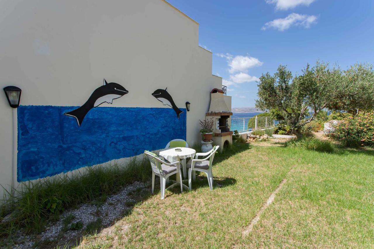 Manos Apartments Almirida Exterior foto